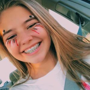 Meet your Posher, Phoebe